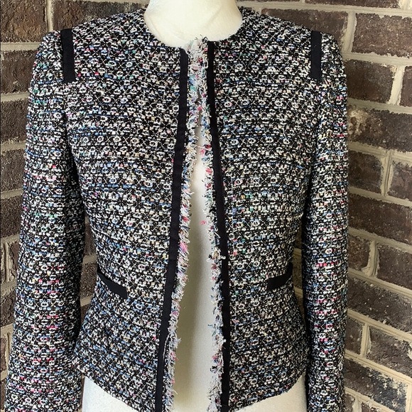 Tahari Jackets & Blazers - NWT Tahari Jacket